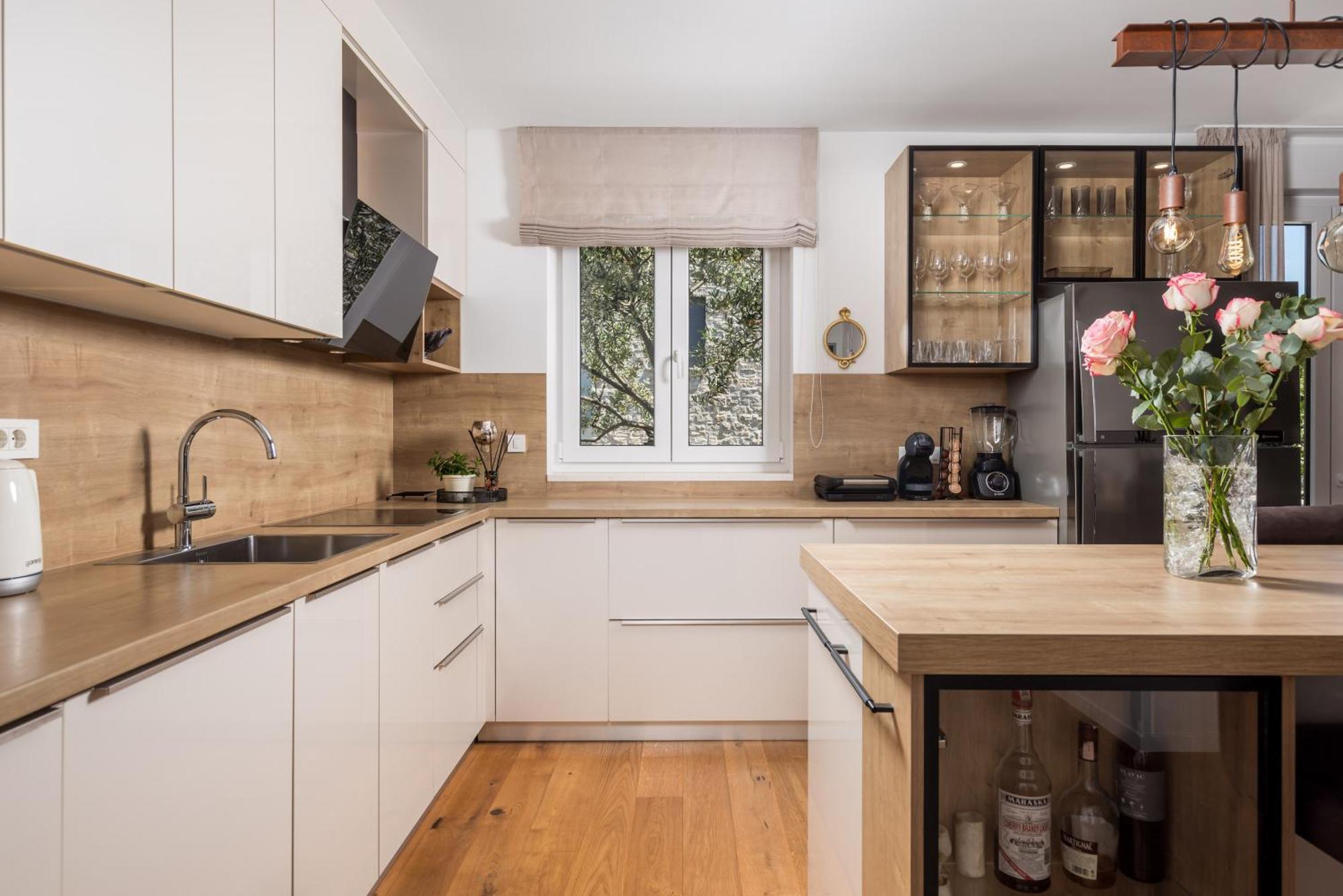 Luxury Apartment Hyperion With Private Pool And Garden Муртер Екстериор снимка