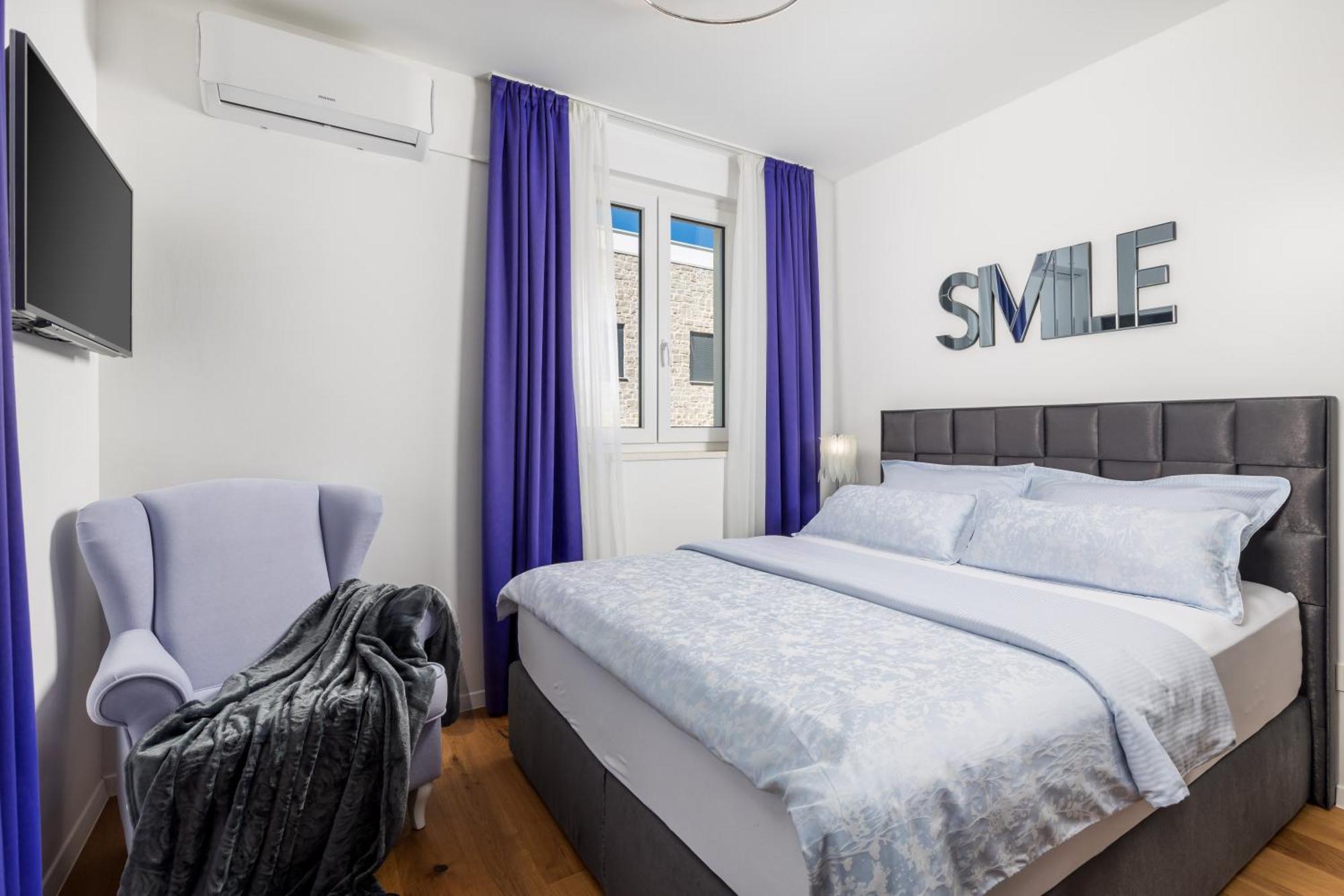 Luxury Apartment Hyperion With Private Pool And Garden Муртер Екстериор снимка
